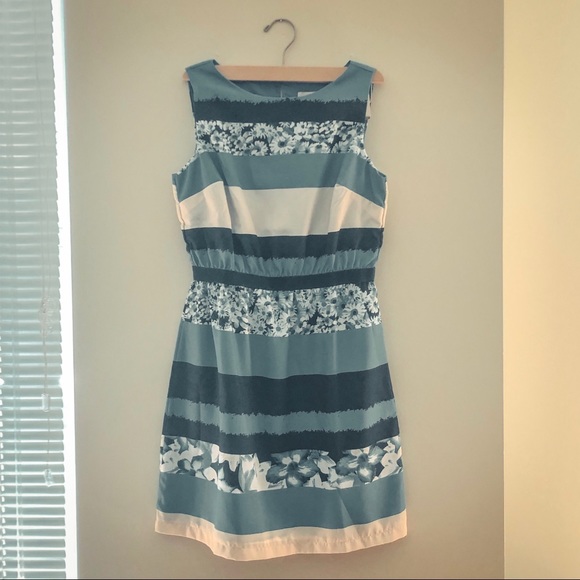 LOFT Dresses & Skirts - 🎉HP🎉BNWT Loft sleeveless dress SP